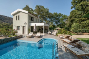 Villa Nature, Heated Pool